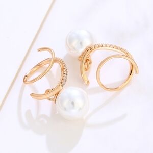 Personalized Spiral Pearl Women's Earrings